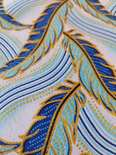 Charger l'image dans la galerie, 6 yards (5m40) - tissu wax pailleté plumes bleues et dorées