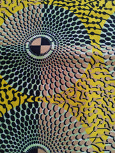 Charger l'image dans la galerie, Tissu wax - grands disques verts, jaunes et beiges - par 50 centimètres