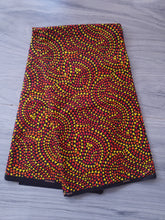 Charger l'image dans la galerie, Tissu wax - petits triangles jaunes, oranges, rouges, noirs - par 50 centimètres