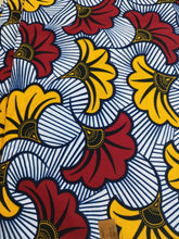 Charger l'image dans la galerie, Tissu wax - fleurs de mariage jaunes et rouges sur fond blanc - à partir de 50 centimètres