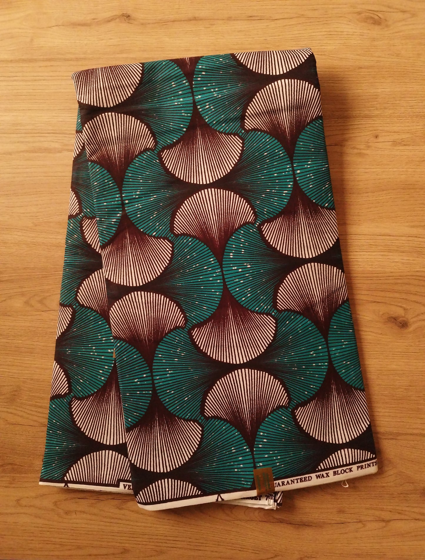1 yard (90 cm) - Tissu wax éventails bleus et blancs