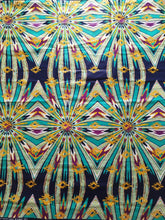 Charger l&#39;image dans la galerie, Tissu wax aspect soyeux - motifs multicolores - par 50 centimètres
