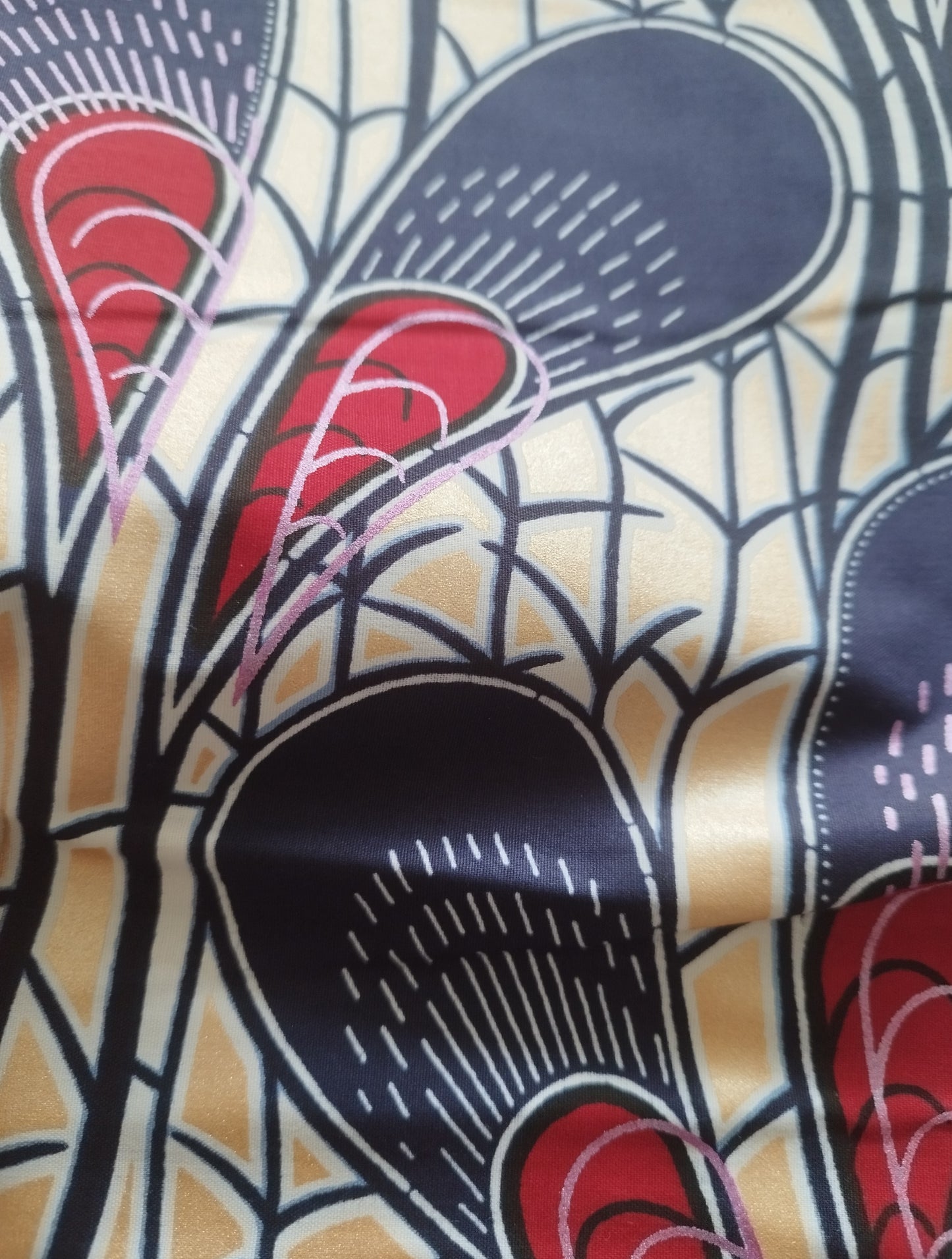 1 yard (90 cm) - Tissu wax java - plumes fond champagne irisé