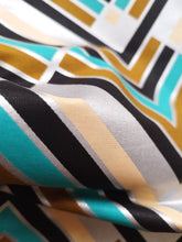 Charger l&#39;image dans la galerie, Tissu wax java - motifs linéaires bleus, noirs, kakis, beiges et argents - à partir de 50 centimètres
