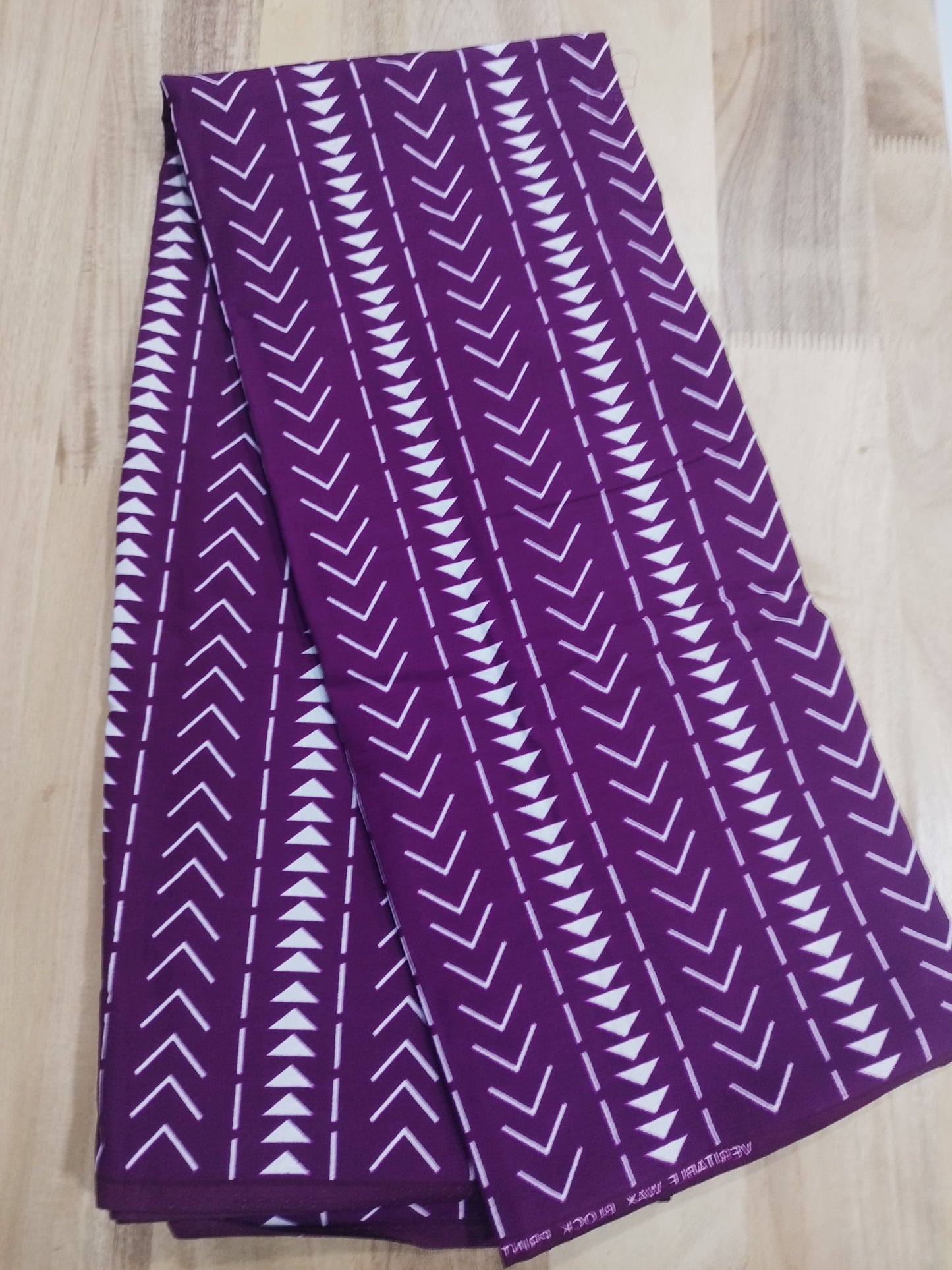 1 yard (90 cm) - Tissu wax - motif bogolan fond violet