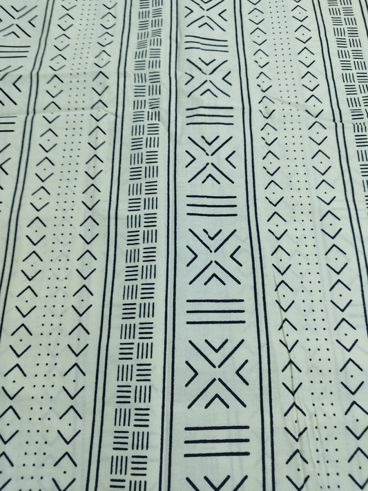1 yard (90 cm) Tissu wax - façon bogolan fond crème