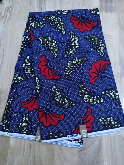 1 yard (90 cm) - Tissu wax - fleurs de mariage kakis et rouges fond bleu