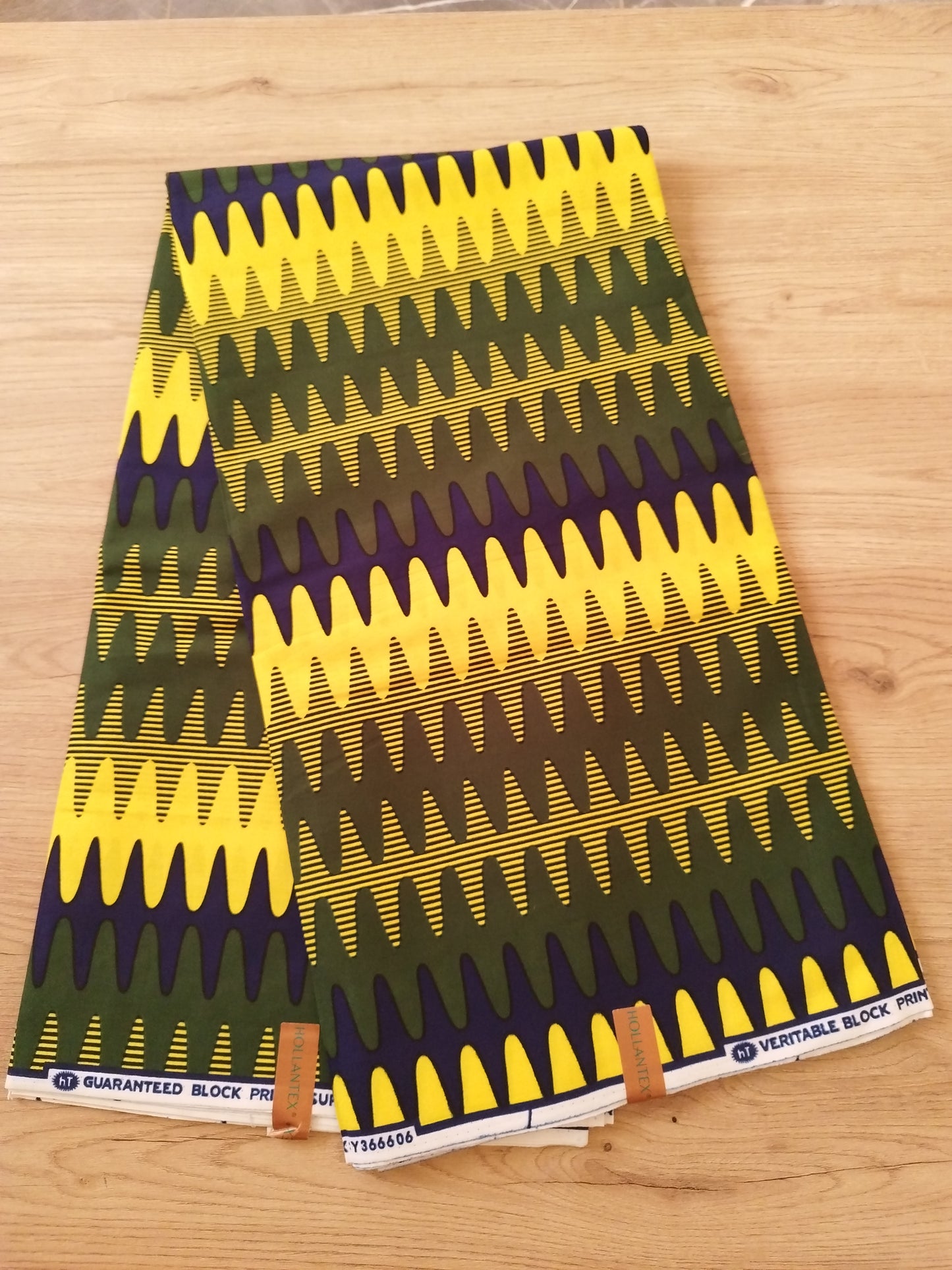 1 yard (90 cm) - Tissu wax "électrocardiogramme" vert, jaune et noir