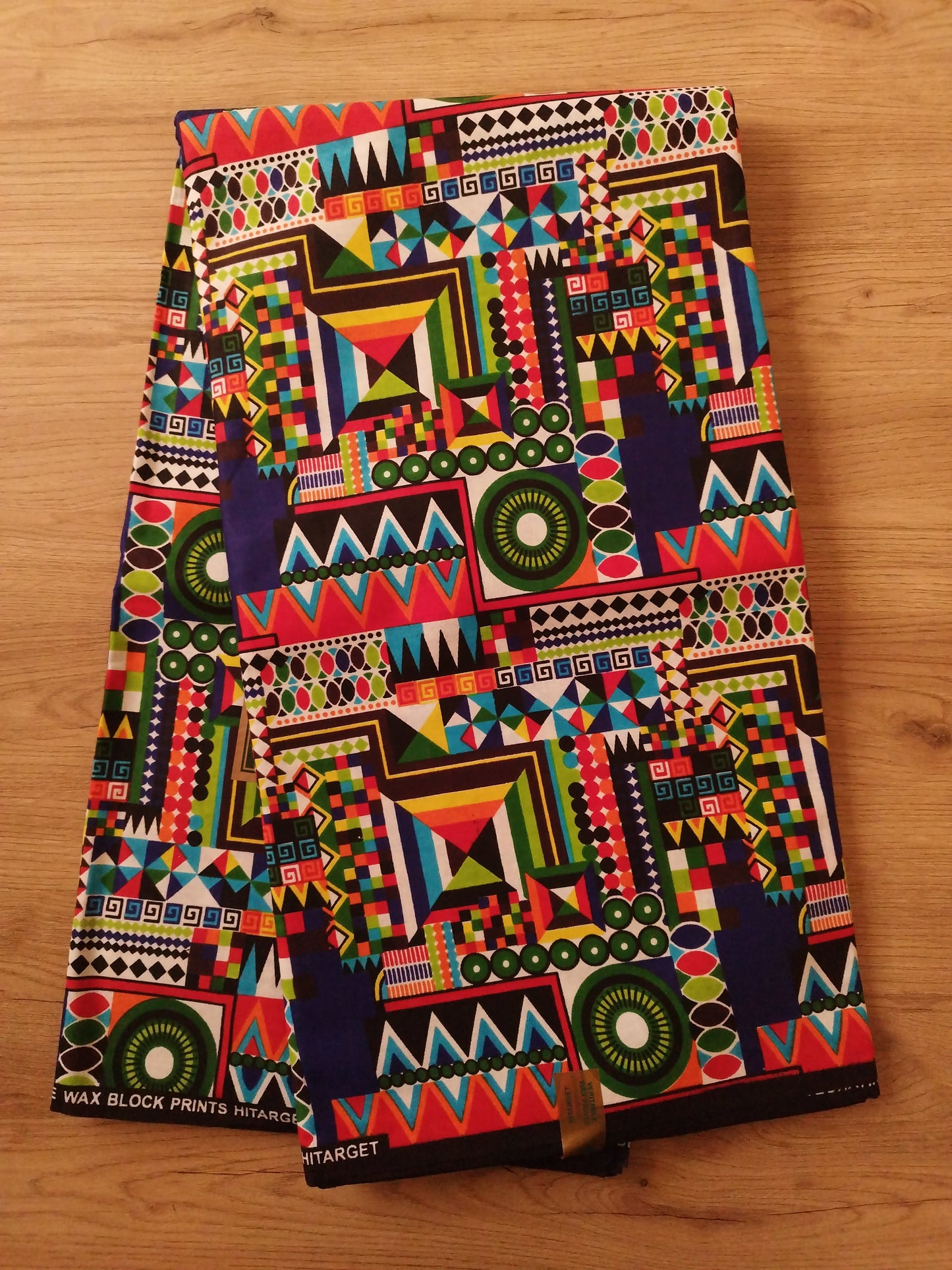 1 yard (90 cm) - Tissu wax motifs géométriques multicolores