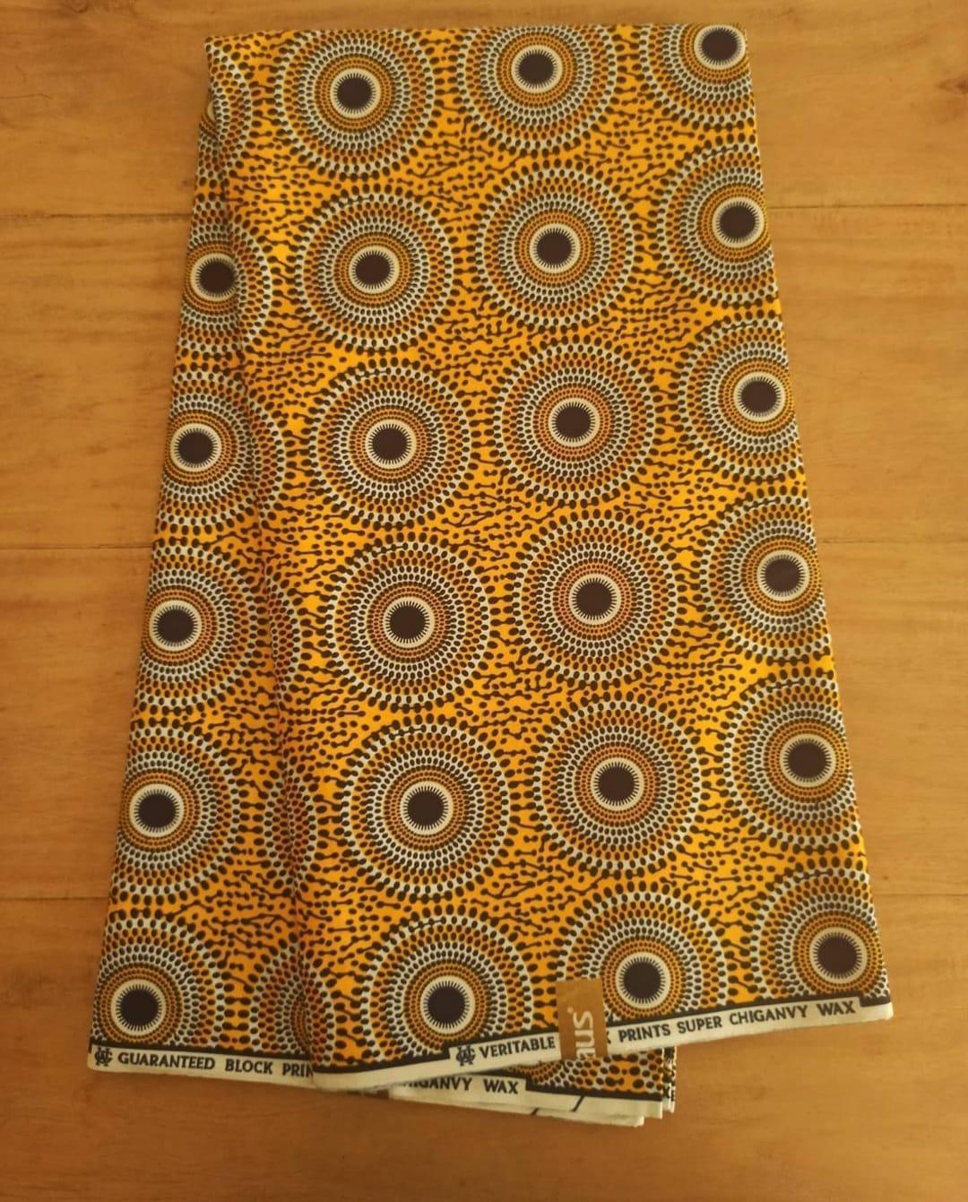 1 yard (90 cm) - Tissu wax - Petits disques jaunes