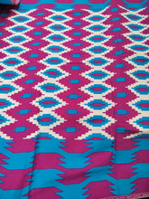 Charger l&#39;image dans la galerie, Tissu wax - Imprimé kente rose/violet et bleu - à partir de 50 centimètres
