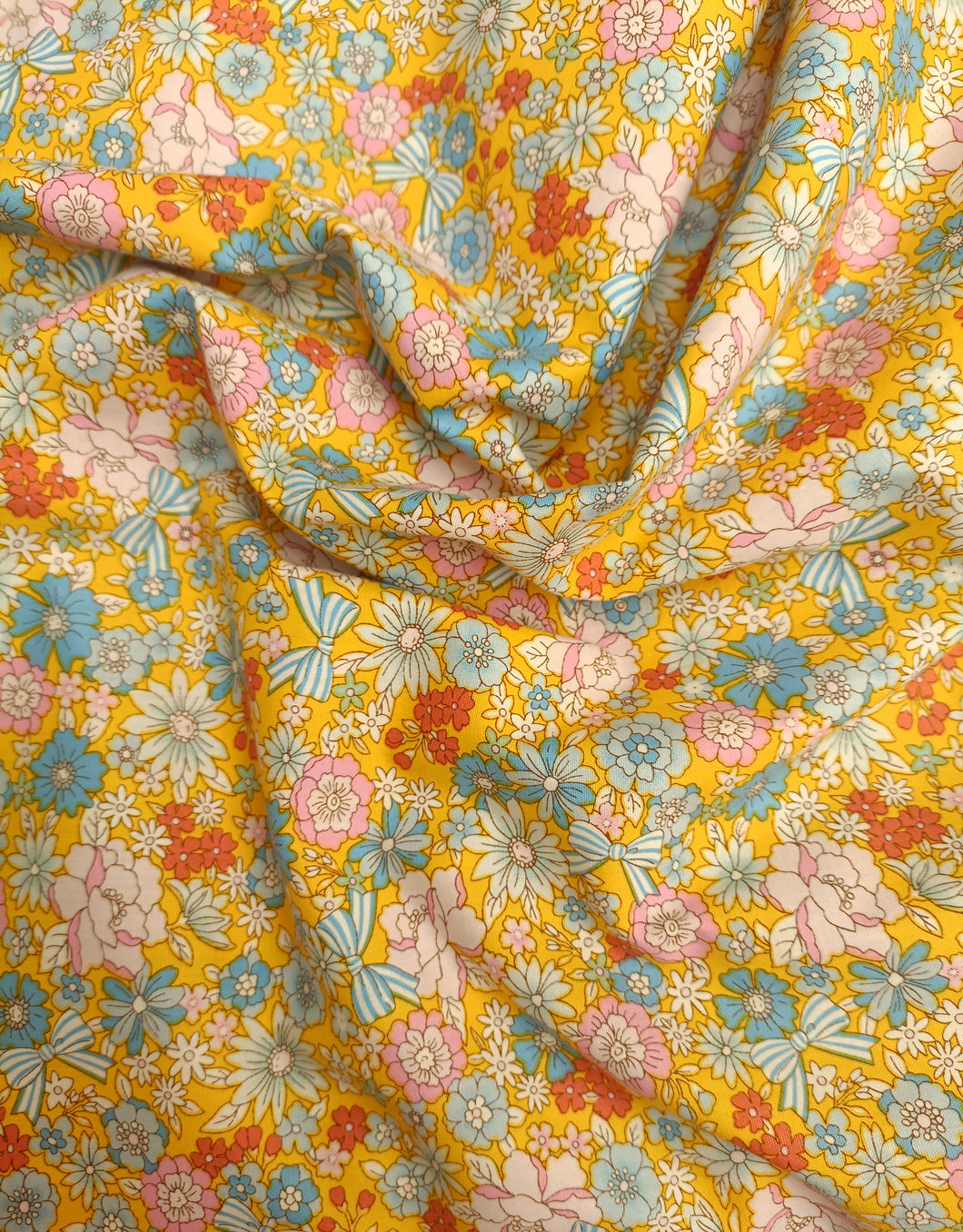 Tissu coton imprimé - petites fleurs fond jaune
